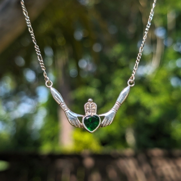 Jewelry - Clata Emerald Necklace